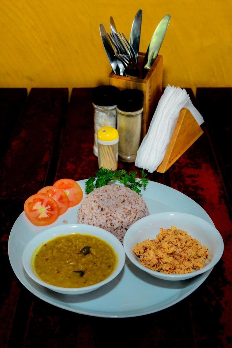 Coconut Style Restaurant & Milinda Guest Hotel Unawatuna Eksteriør billede